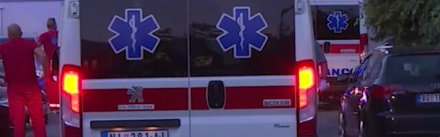 DRAMA NA PALILULI! Tinejdžer (17) pao sa krova kuće - HITNO PREBAČEN U TIRŠOVU!