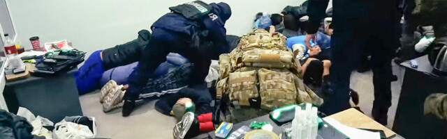 VIDEO: Ukrainas võeti kinni läti keelt kõnelevad telefonipetised