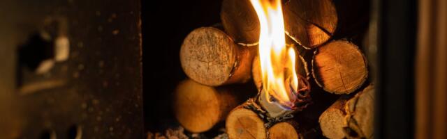 Kuum tuhk ja valed kütmisvõtted põhjustasid Pärnus kaks tulekahju