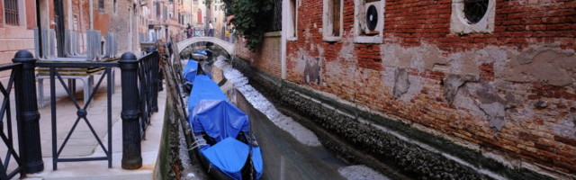 VIDEO | Veneetsia kanalid jäid mõõna tõttu kuivaks