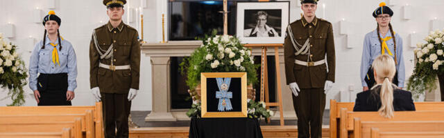 ФОТО: прощание с Хелле Мери в церкви Святого Якоба в Виймси