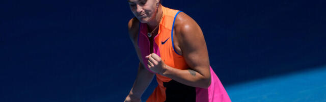 Alcaraz ja Sabalenka jõudsid settigi loovutamata veerandfinaali