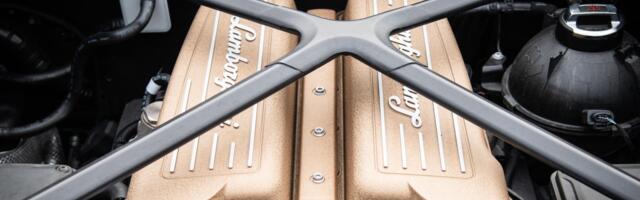 Lamborghini selgitas, miks Temerarios ei saanud V-10 mootorit kasutada