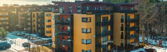 Tallinna kinnisvaraturg on aastatagusega viiendiku võrra elavnenud, ent hinnad pole suurt tõusnud