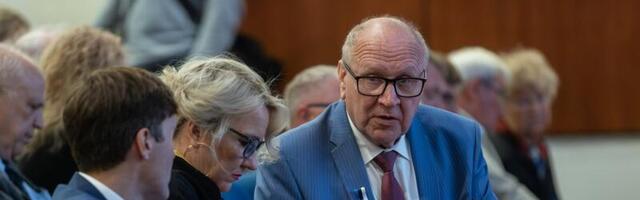 Olga Štraube: kuni Helme pilli mängib ning parteilased Tuljakut tantsivad, kogub nende vaenlane jõudu