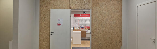 Kuu­sa­lu Sü­da­meap­teek laie­nes