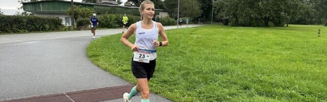 Galerii: Sillamäel uuendati naiste 100 km ultrajooksu Eesti rekordit