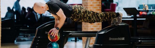 VIDEO! Vello Vaher avastas Elamus Bowlingus, et hea koordinatsioon aitab ka bowlingurajal kiiresti edasi