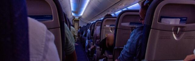 Jedan detalj koji putnici često ignorišu: Zašto se svetla u avionu prigušuju u ključnim trenucima leta