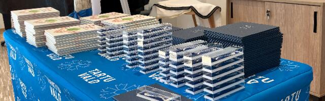 Tartu vald kinkis uutele ilmakodanikele lusika ja nimetunnistuse