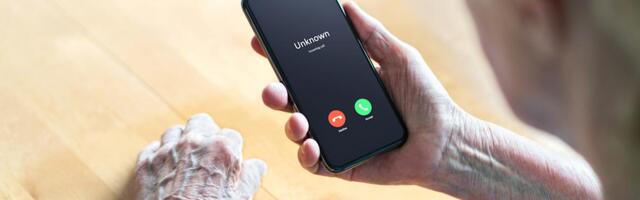 How to perform a reverse phone number lookup