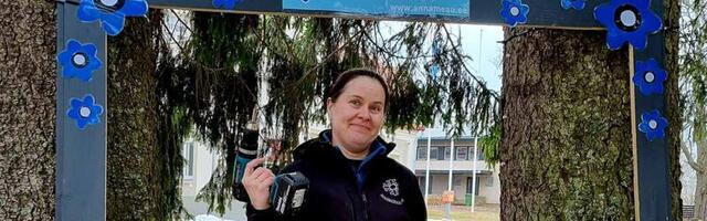 Kuu­sa­lu val­las on si­ni­lil­le­kam­paa­nia  orien­tee­ru­mis­ra­da, Keh­ras tu­leb tea­te­jooks