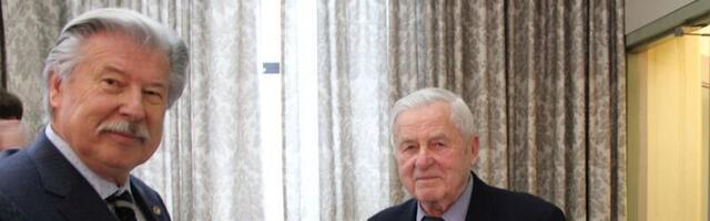 Vabariigi President tunnustab iseseisvuspäeva eel 157 inimest riigi teenetemärgiga