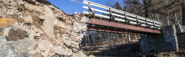 Toila jääb veel kuudeks jõesuudmest äralõigatuks