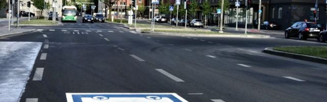 Jalgrattad ja ühistransport ühel rajal – kui ohutu see lahendus ikkagi on?