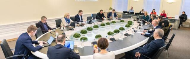 VASTA KÜSITLUSELE: kas ministrite esinduskulud peavad olema avalikud?