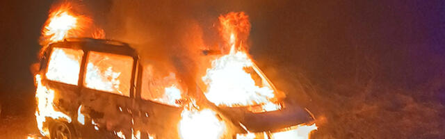 Võõpsus põles väikebuss