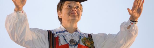 Tartu esitab riikliku kultuuri- ja spordi elutööpreemia kandidaatideks Vaike Uibopuu ja Maire Kamariku