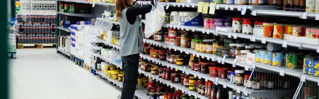 Kuni 15 protsenti soodustust või kõrgem palk. Jaeketid meelitavad töötajaid erinevate hüvedega