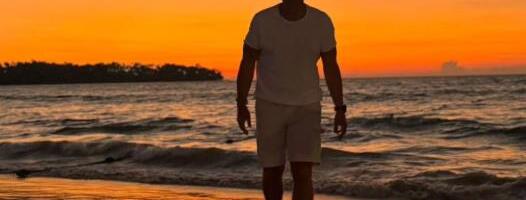 KOMPOZITOR PUCAO SEBI U RUKU: Zvao sam hitnu, a prvo je ušla policija u stan