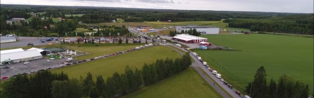 Video: tasuta kütus Soome tanklas tõi kaasa meeletud järjekorrad