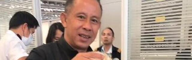 FOTOD | Bangkoki lennujaamas võeti vahele „kahtlaselt punnis pükstega“ salakaubavedaja
