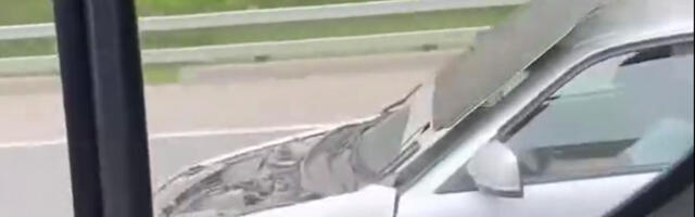 VIDEO: Venemaal märgati kõrgema klassi autojuhti