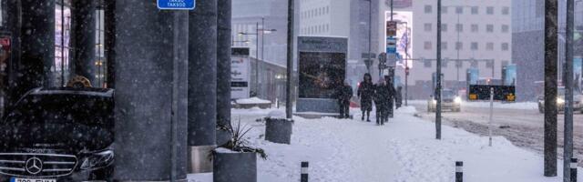 Libedaga kukkunud naine nõuab Tallinnalt hüvitist. Õiglaseks tasuks oma kannatuste eest peab ta 15 000 eurot