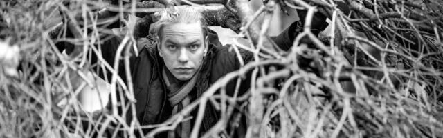 „Sa olid rokkstaar ja maapoiss. Sa olid piraat, provokaator, vulkaan ja tulejutt me eluöö taevas.“ Jörgenile sõpradelt