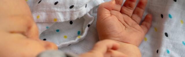 Ämmaemanda koduvisiit toetab ema ja lapse heaolu