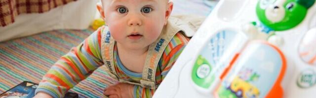 Juba alla aastased imikud püüavad vanemaid petta