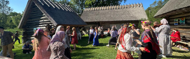 RUHNUS ALANUD RAHVUSVAHELINE VIIULIFESTIVAL TOOB KOKKU EESTI, ROOTSI JA MAAILMA PÄRIMUSMUUSIKUD