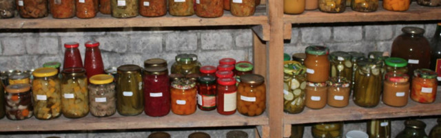 Absurd. Kõik üle 10 aasta vanad hoidised loetakse nüüd keemiarelvadeks ja need tuleks loovutada