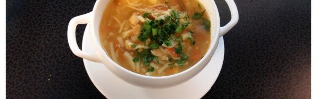 KARMO TÜÜRI SUPIPÖIAL| Raadiomaja kohvik (Tallinn):  Ei saa jätta kasutamata seda armetult ülekasutatud mõistet „suus-sulav“