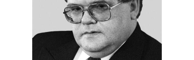 Stenbocki maja tunnustas Savisaare rolli riikluse taastamisel