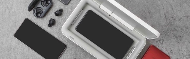 Uudistooteid: juhtmevaba laadija, mis tapab ka bakterid