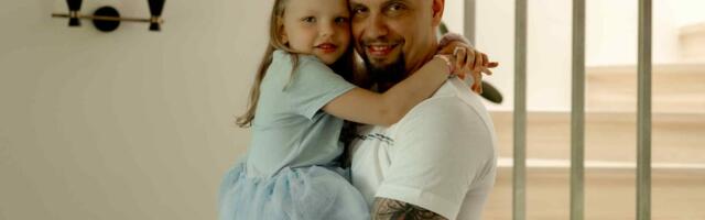 Podcaster Andreas Jääger kogub Hooandjas toetust lasteraamatule hambahaldjast