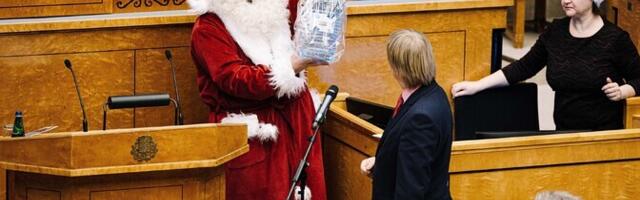 Riigikogu ei kutsu aasta viimasele istungile enam jõuluvana