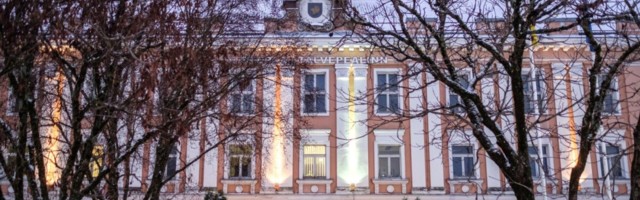 KOHALIK TEGIJA | Jaanus Raidal: miks peaksime hooldama teid inimestel, kes üksnes puugina teenuseid tarbivad?