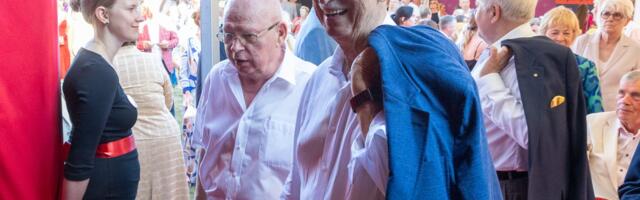 FOTOD | Saaremaa ooperipäevade lõppakord! Vaata, kes väisasid Kuressaare lossis toimunud ooperigalat