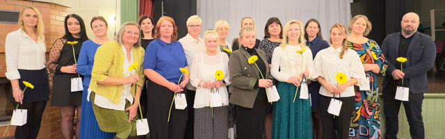 Kuu­sa­lu val­la õpe­ta­ja­te ja ha­ri­dus­töö­ta­ja­te pi­du Kol­ga­kü­las