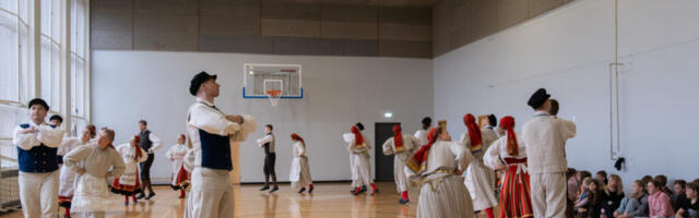 GALERII | Põkad tantsivad läbi Hiiumaa koolide