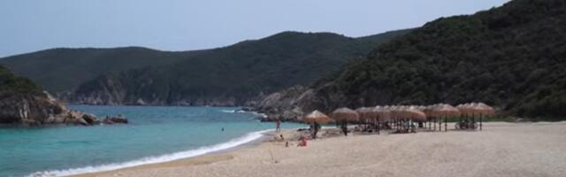 DEČAK (4) IZ SRBIJE SE UMALO UDAVIO NA HALKIDIKIJU Policija uhapsila njegovog oca nakon drame!