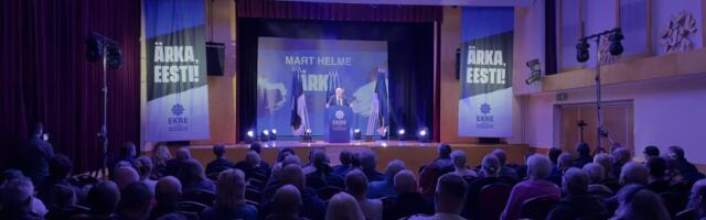 GALERII | Menukas kõnetuur “Ärka, Eesti!” täitis ka Rapla kultuurikeskuse