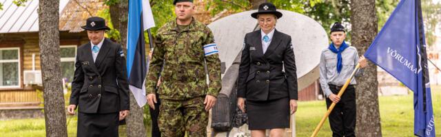 FOTOD Juuniküüditamise ohvrite mälestamise aastapäeval jagati mälestusmedaleid