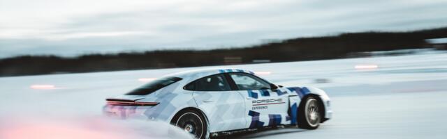 Porsche Taycan püstitas Guinnessi maailmarekordi jääl driftimises