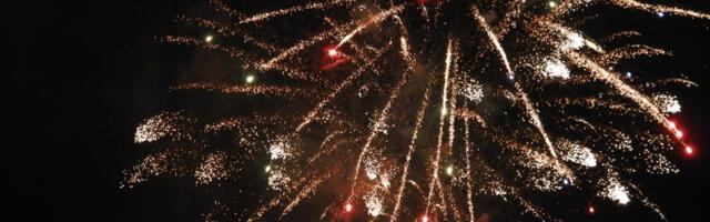 UURING I 40% eestimaalasi peab ilutulestikule raha kulutamist mõttetuks