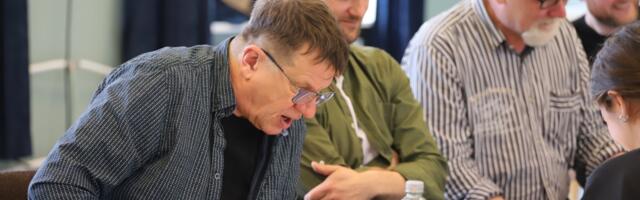 Vanemuises algas komöödia  „Päikesepoisid“ prooviperiood