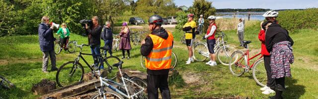 AJAPEEGEL: kogukonna rattamatk viis huvilised nii poolsaare pärlite kui sigaduste juurde