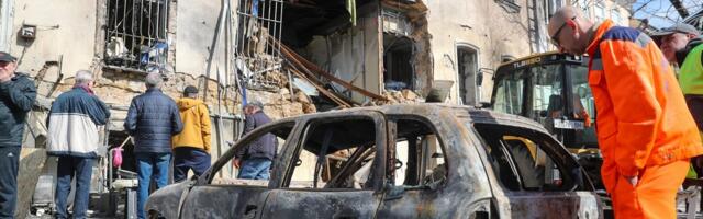 DELFI UKRAINAS | Inimesed õhurünnakust taastuvas Odessas_ ärevust ja hirmu ei tohi lastele näidata